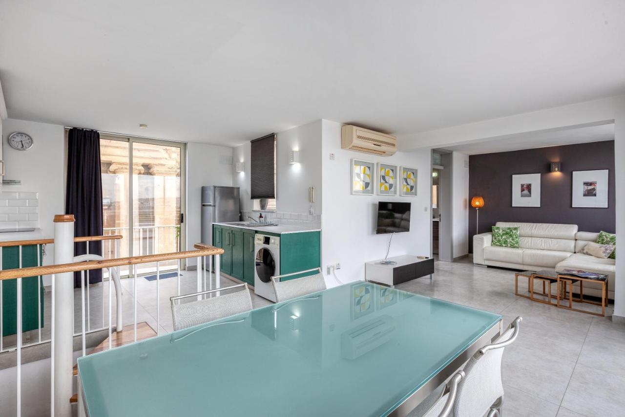 49/3 Seafront Duplex Penthouse In La Valletta Esterno foto